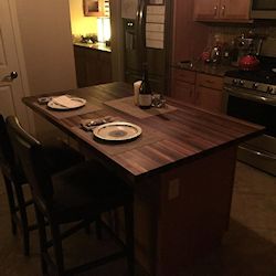 Kitchen Island - Walnut